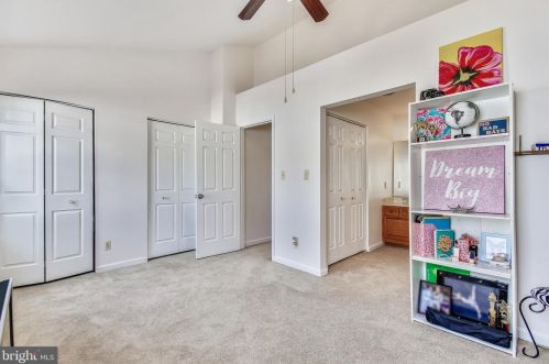 8209 Roxbury Dr, Alexandria VA 22309-3728 exterior