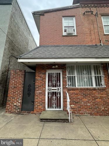 1850 23rd St, Philadelphia, PA 19145-1838