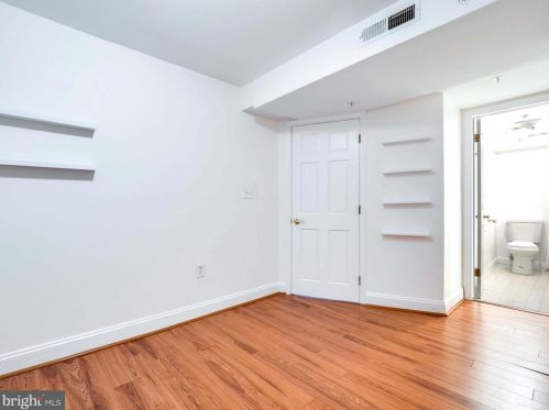 1731 Willard St, Washington DC  20009-1731 exterior