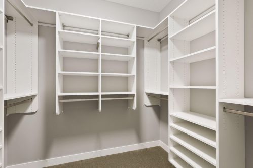 115 Greenwood St, Saint Paul MN 55115-2247 exterior