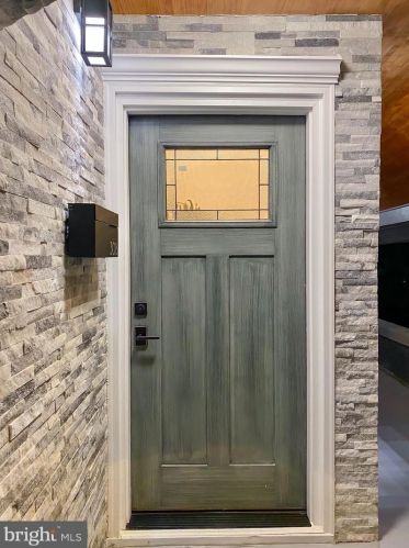 3016 Thayer St, Washington DC  20018-2505 exterior