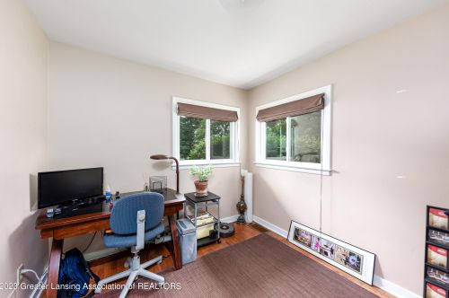 5580 Cade St, Haslett MI 48840-8407 exterior