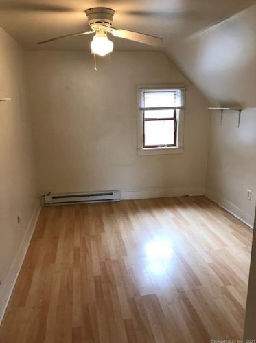 181 Commerce Ave, Killingly CT 06239-2804 exterior