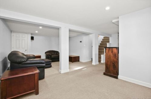 70 Kohary Dr, Milford CT 06460-4949 exterior