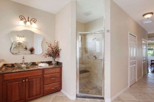 2718 Eagle Dr, Fort Pierce FL 34984-8913 exterior