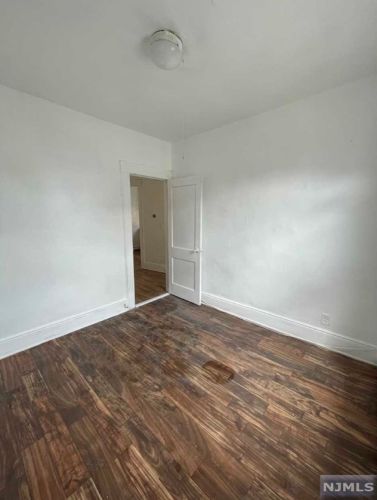 48 Wood St, Outwater NJ  07026-2134 exterior