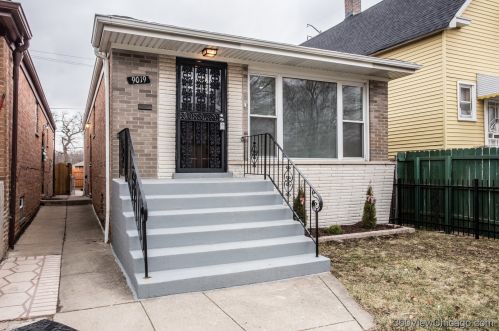 9019 Wallace St, Chicago IL  60620-2225 exterior