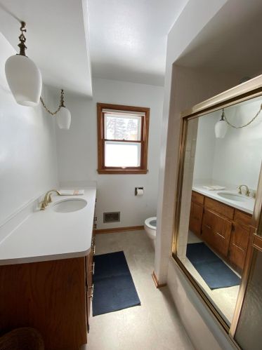 8801 Dosie Ave, Milwaukee WI 53228-3409 exterior