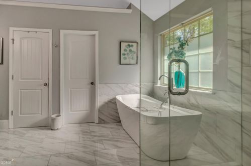 3968 Margaux Dr, Atlanta GA exterior