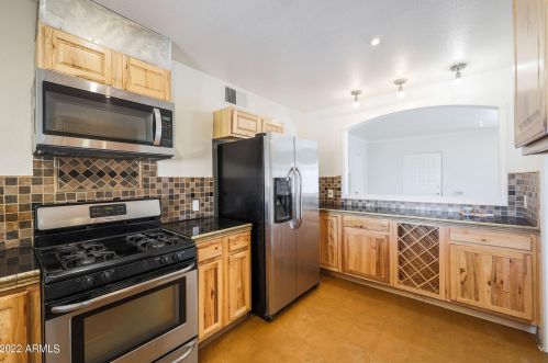 4241 10th Pl, Phoenix, AZ 85014-4436