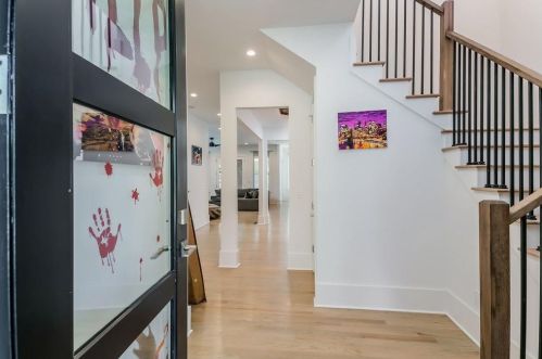 1471 Canoochee Dr, Atlanta GA 30319-3471 exterior