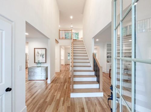 2667 Ellwood Dr, Atlanta GA  30305-3827 exterior