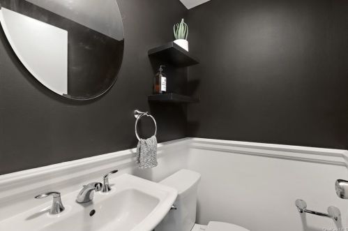 245 Claremont Ave, Mount Vernon NY 10550-1601 exterior