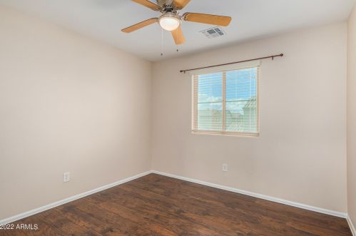 2144 77 Dr, Phoenix AZ 85035-5111 exterior