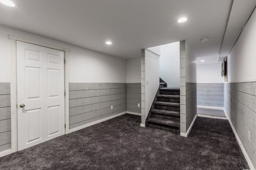 20 Grand Hvn Dr, Commack NY 11725-3126 exterior