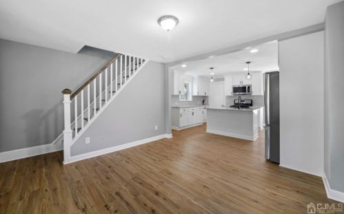 47 Harrison Ave, Edison NJ  08837-3430 exterior