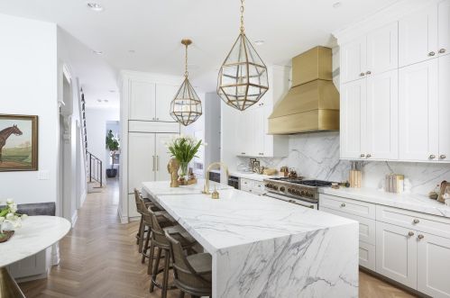 1831 Paulina St, Chicago IL 60622-1107 exterior