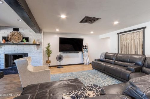 4602 Seneca St, Tucson AZ  85712-3272 exterior