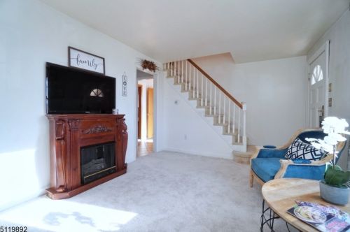 80 Howard St, Perth Amboy NJ 08861-1525 exterior