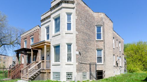 5609 Wabash Ave, Chicago, IL 60637-1118