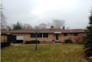 2210 Hazelwood St, Saint Paul MN  55109-2653 exterior