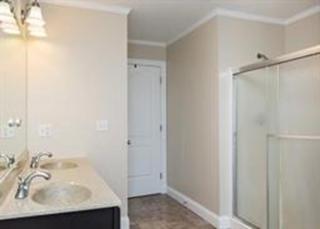 34 Signal Hill Cir, Springfield MA  01118-2344 exterior