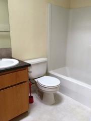 5272 Lambert St, Portland OR  97206-9049 exterior