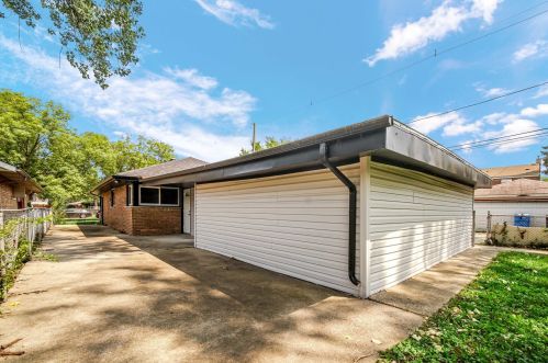 1941 97th St, Chicago IL  60617-4718 exterior