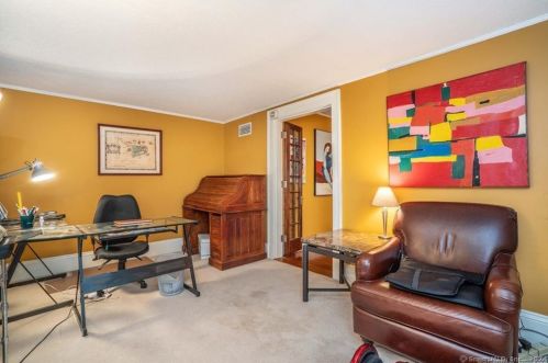 160 Oxford St, Hartford CT 06105-2514 exterior