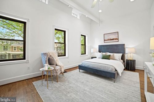 1713 Bay St, Washington DC 20003-1647 exterior