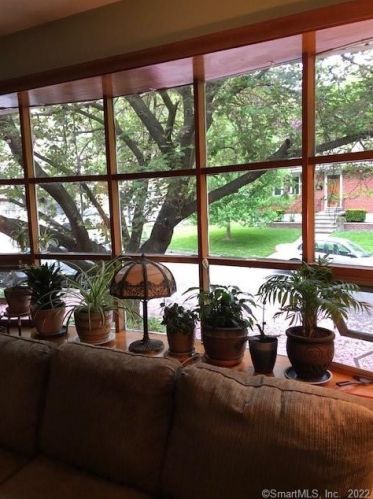 2 Fall St, Derby CT exterior