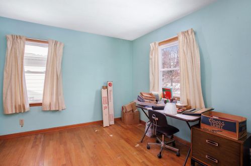 920 Livingston St, Sylvan Beach MI 49461-1535 exterior