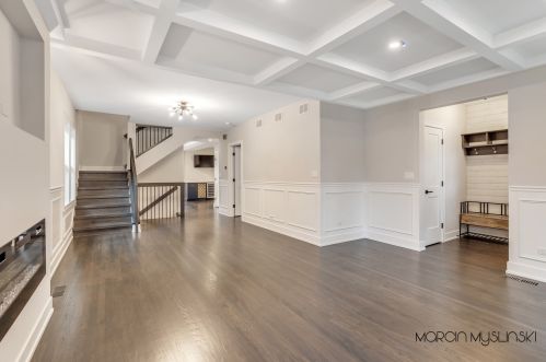 7870 Oakleaf Ave, Chicago IL  60707-1351 exterior