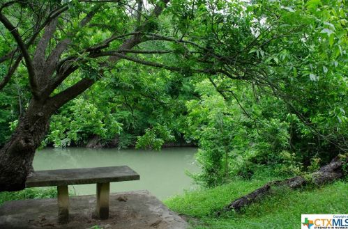 643 Guadalupe Dr, Spring Branch TX 78070-5402 exterior