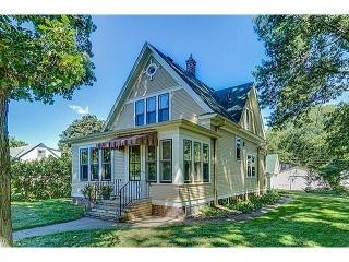 2109 Shryer Ave, Saint Paul MN  55109-3833 exterior