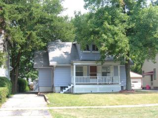 3959 210th St, Cleveland OH  44126-1425 exterior