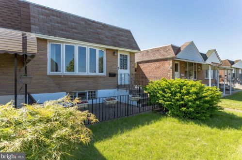 8549 Bustleton Ave, Philadelphia, PA 19152-1215