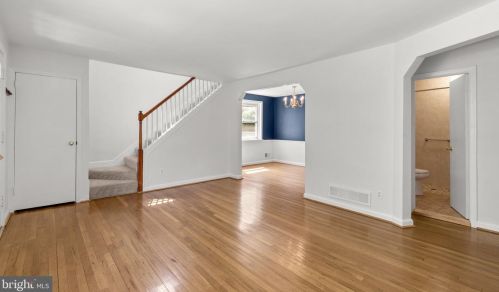 1612 Dublin Dr, Silver Spring MD  20902-3913 exterior