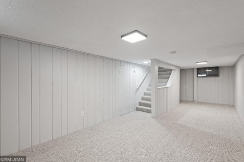 2083 Floral Dr, Saint Paul MN 55110-3849 exterior