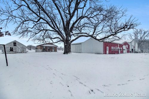 9265 Kenowa Ave, Grand Rapids MI 49534-0067 exterior