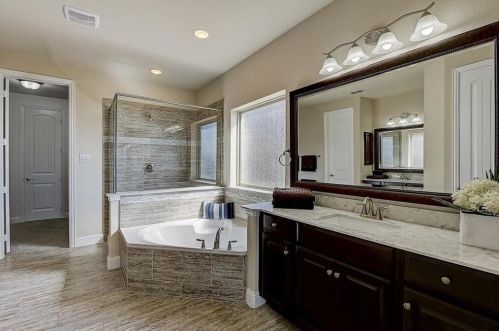 1217 Roma Dr, Frisco TX 75034-0904 exterior