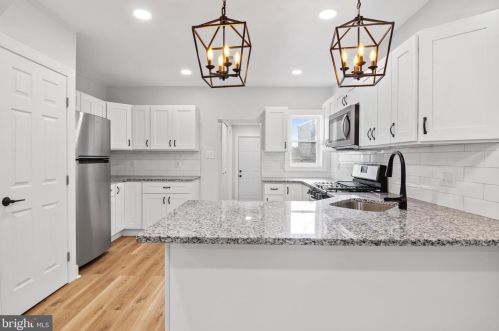 5438 Delancey St, Philadelphia PA  19143-1409 exterior