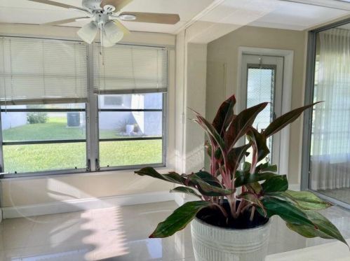 1103 3 Ave, Boynton Beach FL 33426-4664 exterior