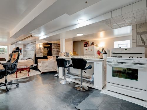 4545 Austin Ave, Chicago IL  60630-3115 exterior