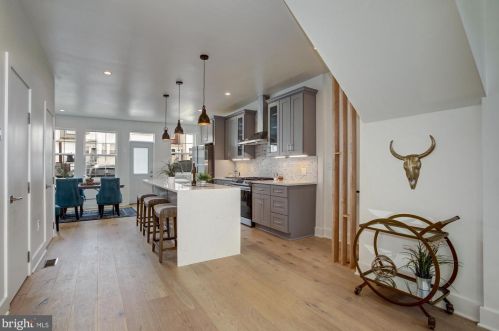 1213 17th St, Washington DC  20002-2019 exterior