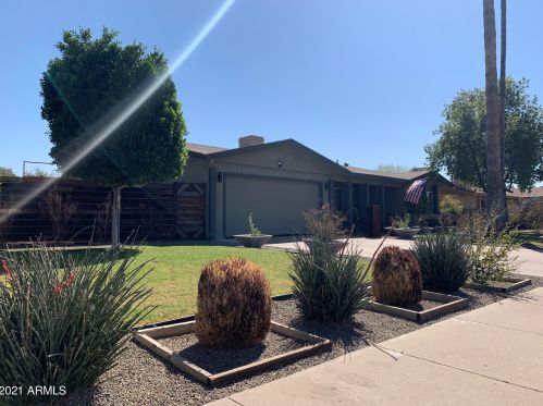 7137 21st Ave, Phoenix AZ 85086-8377 exterior