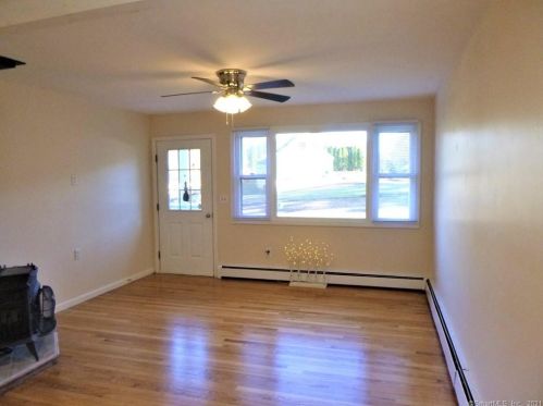 25 Basley Rd, Killingly CT 06239-2010 exterior