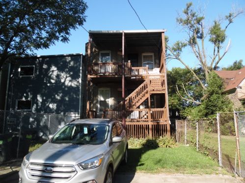 5711 Bishop St, Chicago IL 60636-1710 exterior