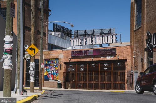 1006 5th St, Philadelphia PA  19147-4010 exterior