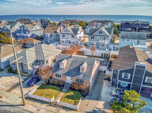 841 Main Ave, Point Pleasant Beach NJ  08742-5355 exterior